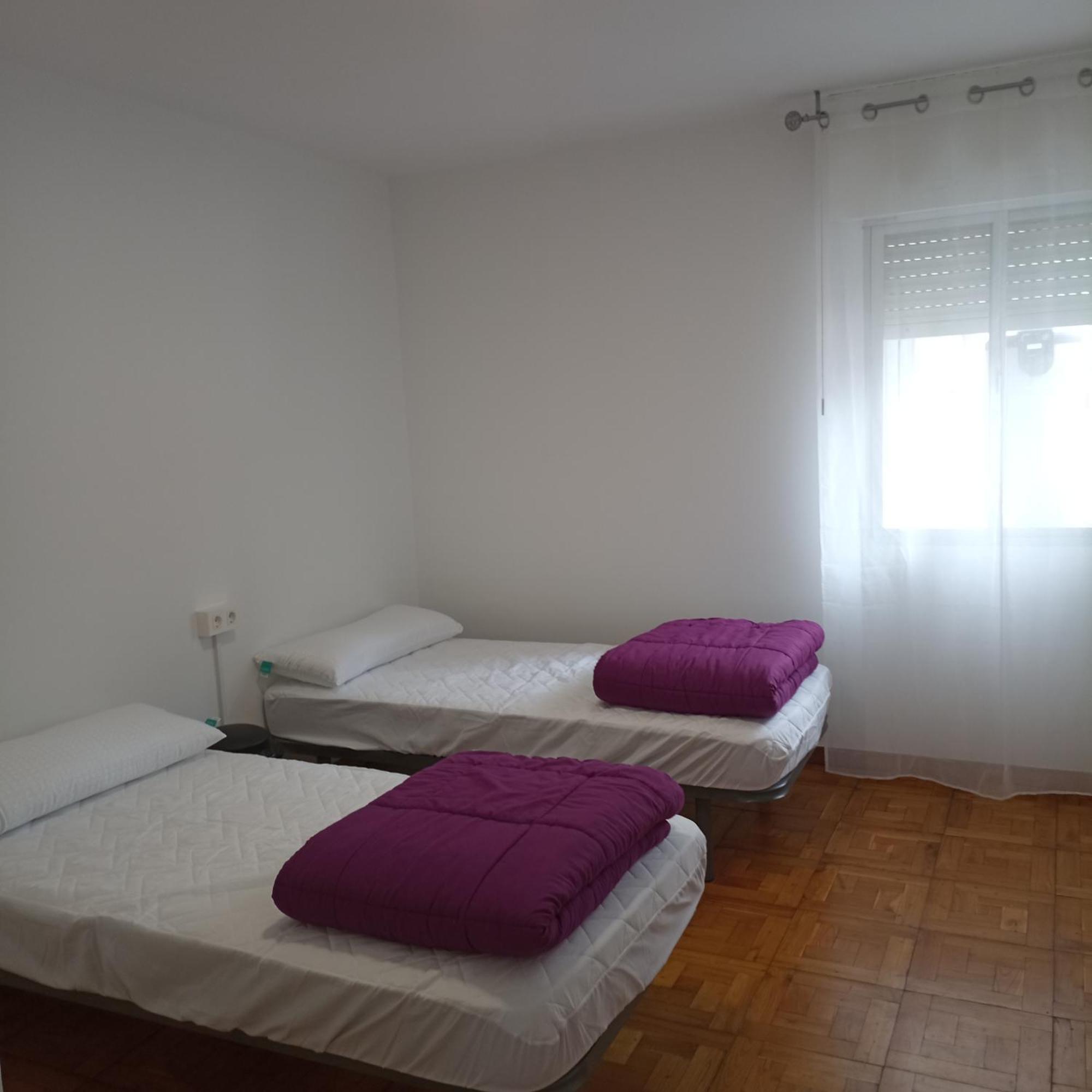 Albergue Lalin Centro Exterior foto